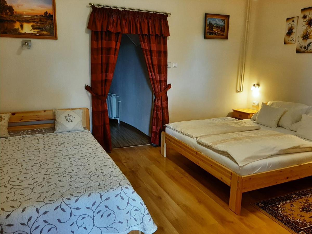 Bed and Breakfast Rozsakert Vendeghaz Szigliget Zewnętrze zdjęcie