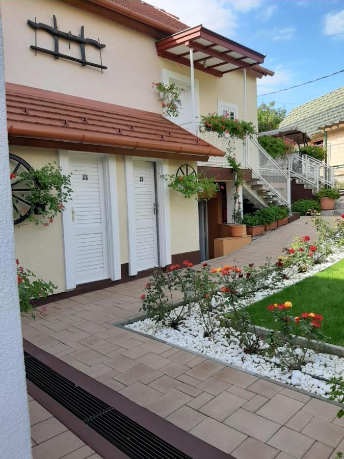 Bed and Breakfast Rozsakert Vendeghaz Szigliget Zewnętrze zdjęcie