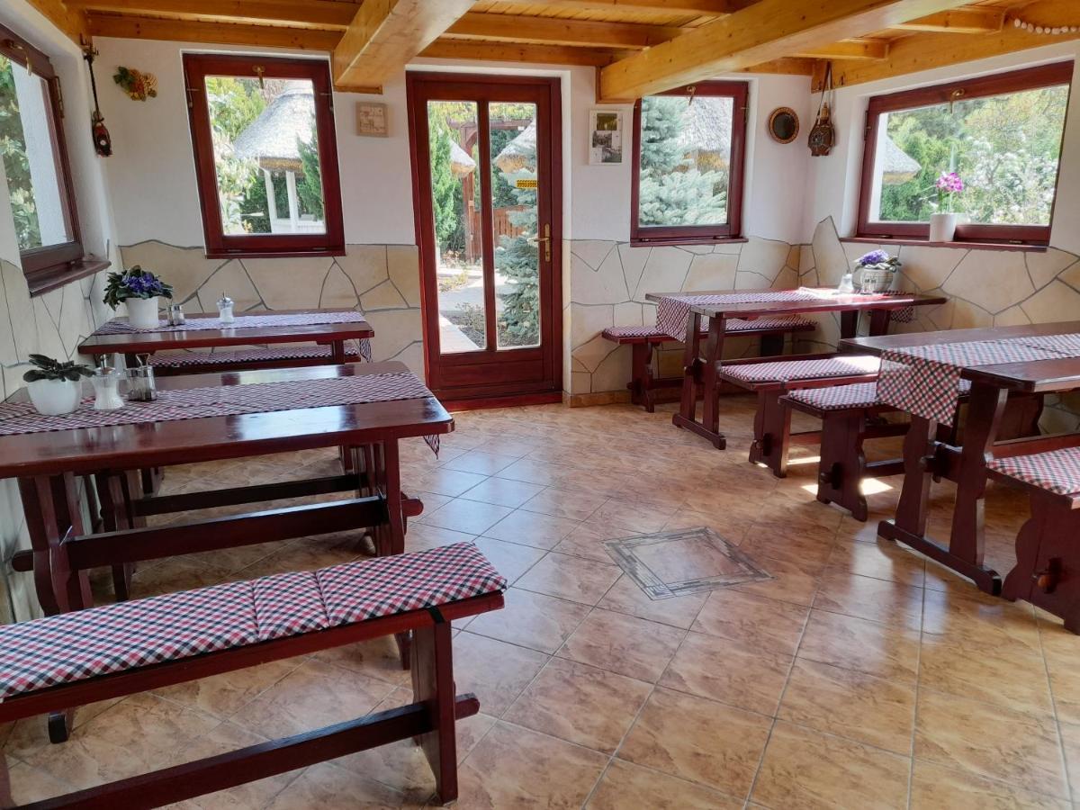 Bed and Breakfast Rozsakert Vendeghaz Szigliget Zewnętrze zdjęcie
