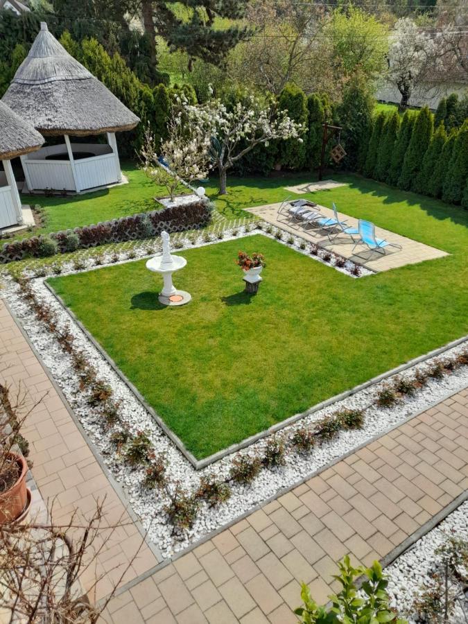 Bed and Breakfast Rozsakert Vendeghaz Szigliget Zewnętrze zdjęcie