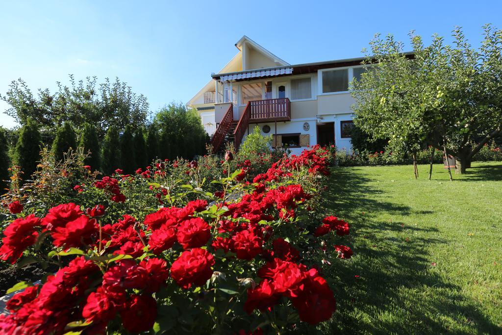 Bed and Breakfast Rozsakert Vendeghaz Szigliget Zewnętrze zdjęcie
